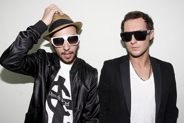 Hardwell vs. Red Hot Chili Peppers - Cobrawaiting 4 (Matisse & Sadko Mash Up)